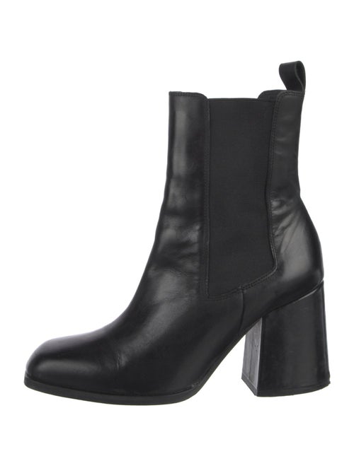 Alias Mae Leather Chelsea Boots