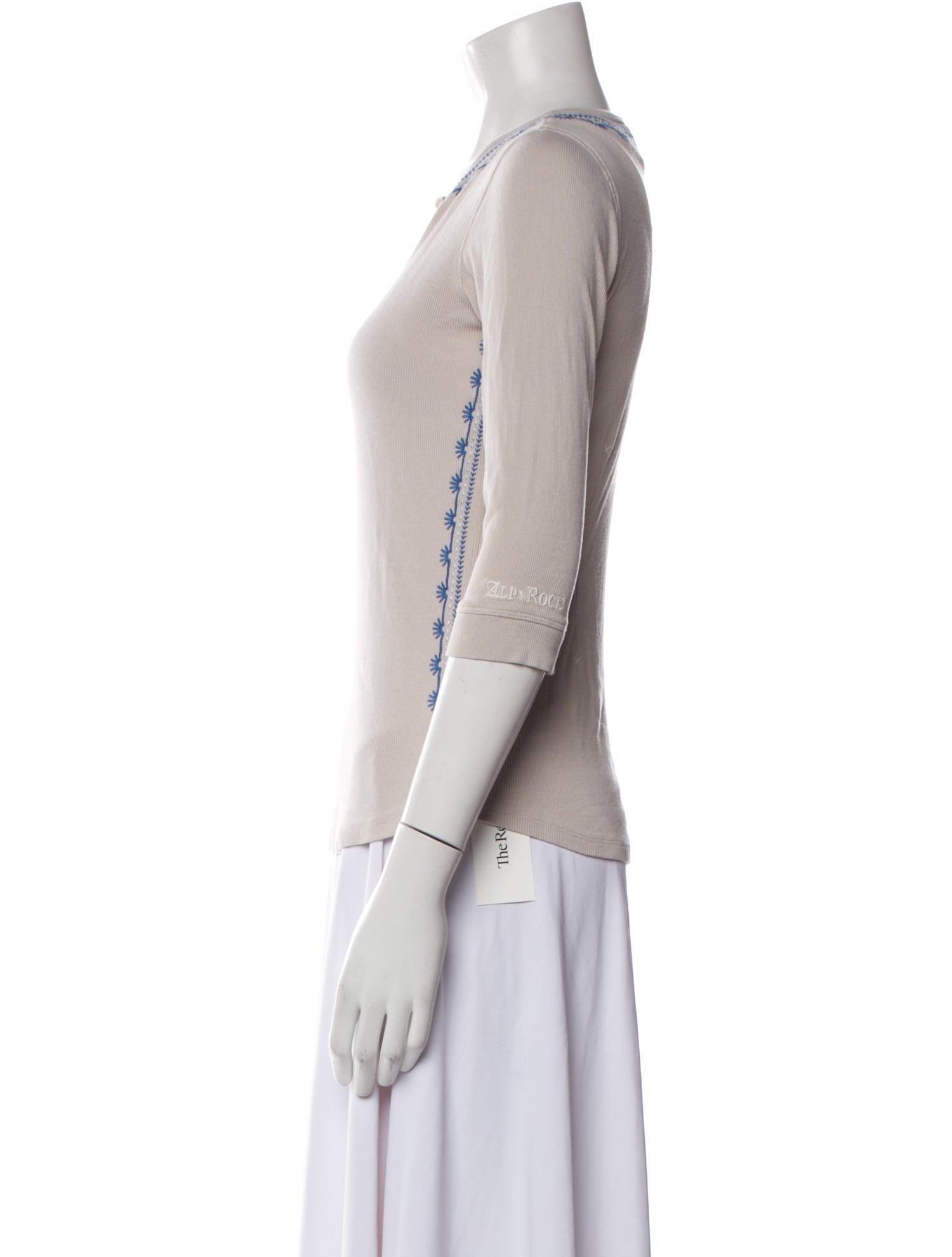 Alp N Rock V-Neck Three-Quarter Sleeve Top