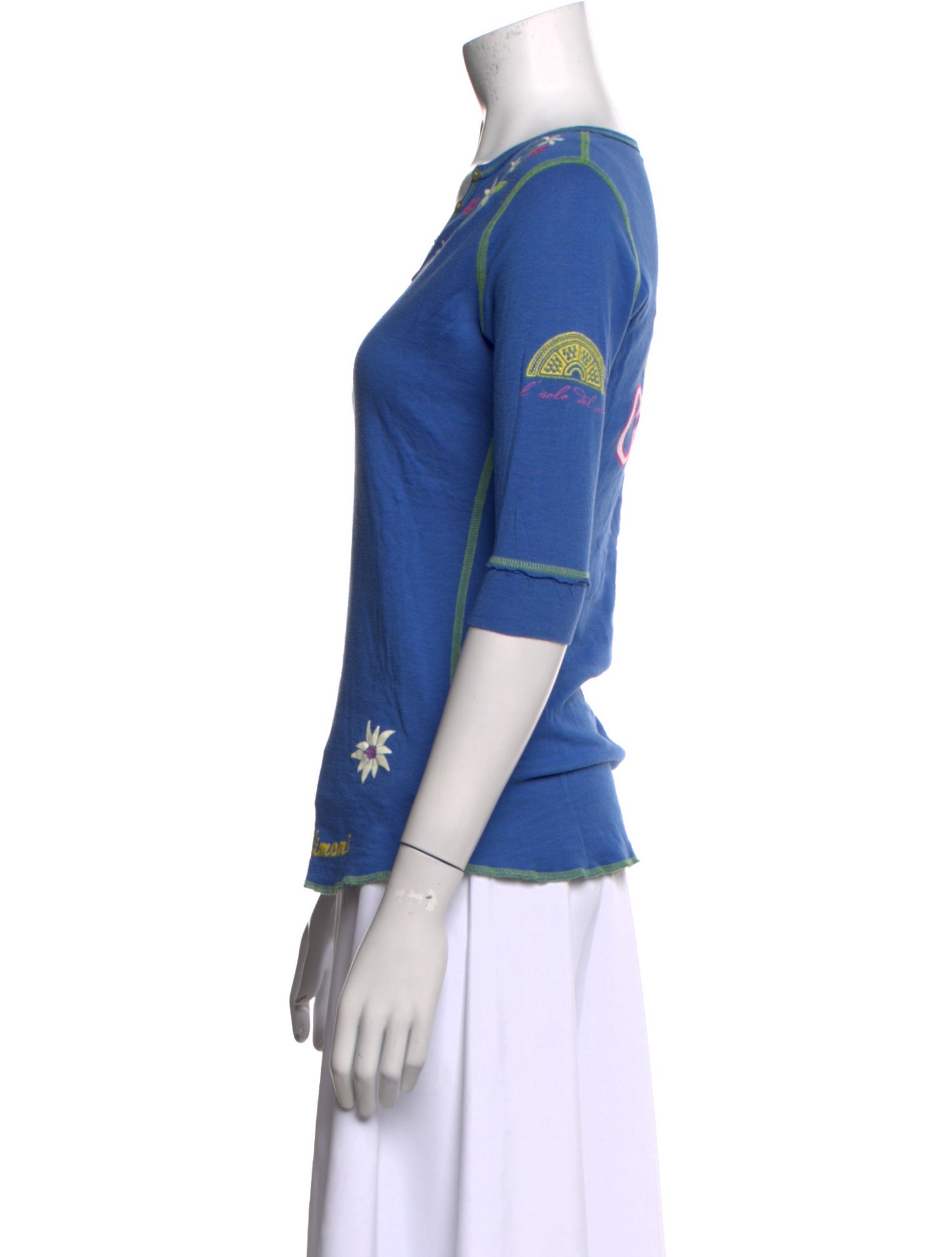 Alp N Rock V-Neck Three-Quarter Sleeve Top