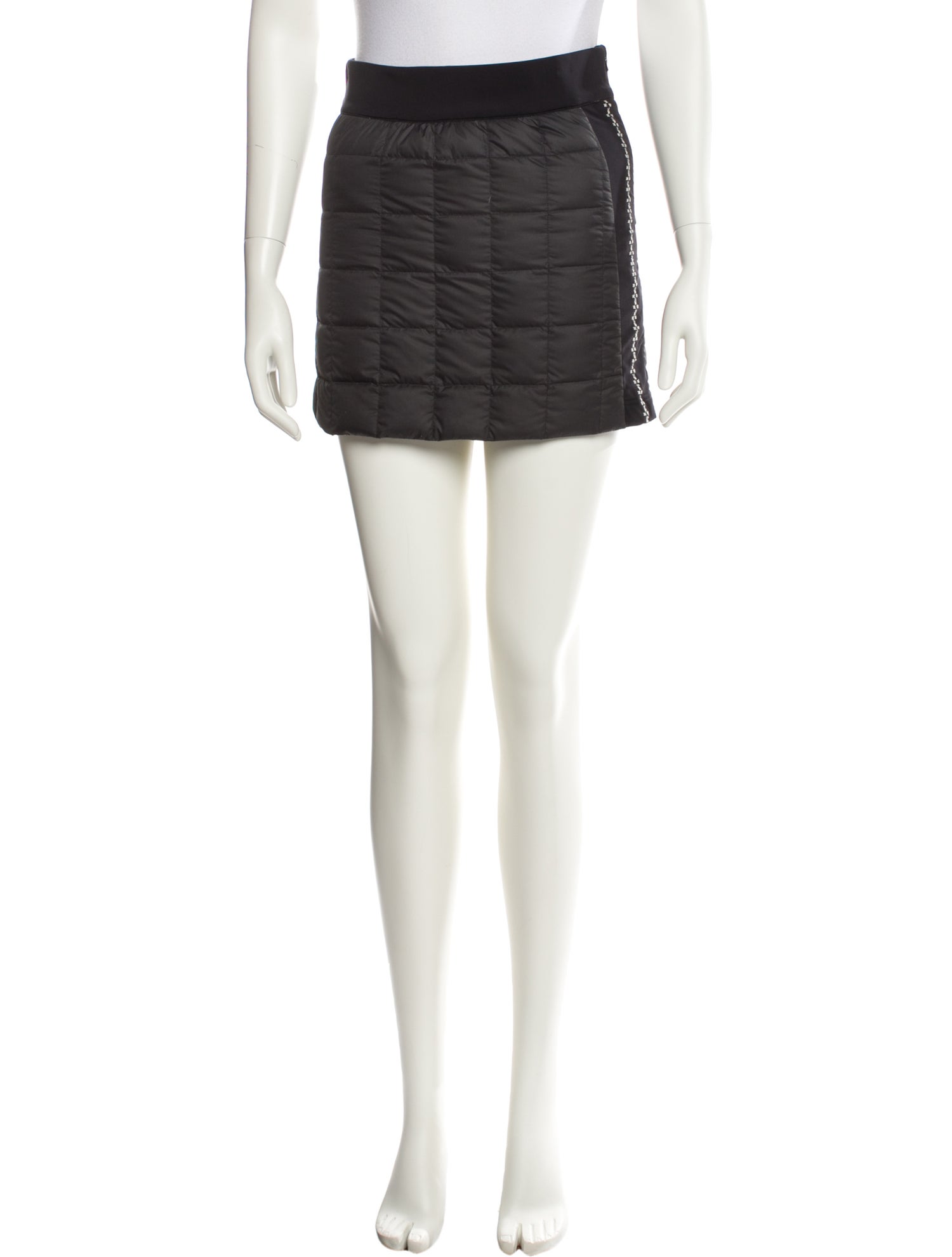 Alp N Rock Embroidered Accent Mini Skirt