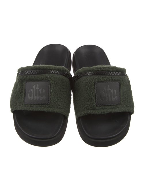 Altu Felt Slides