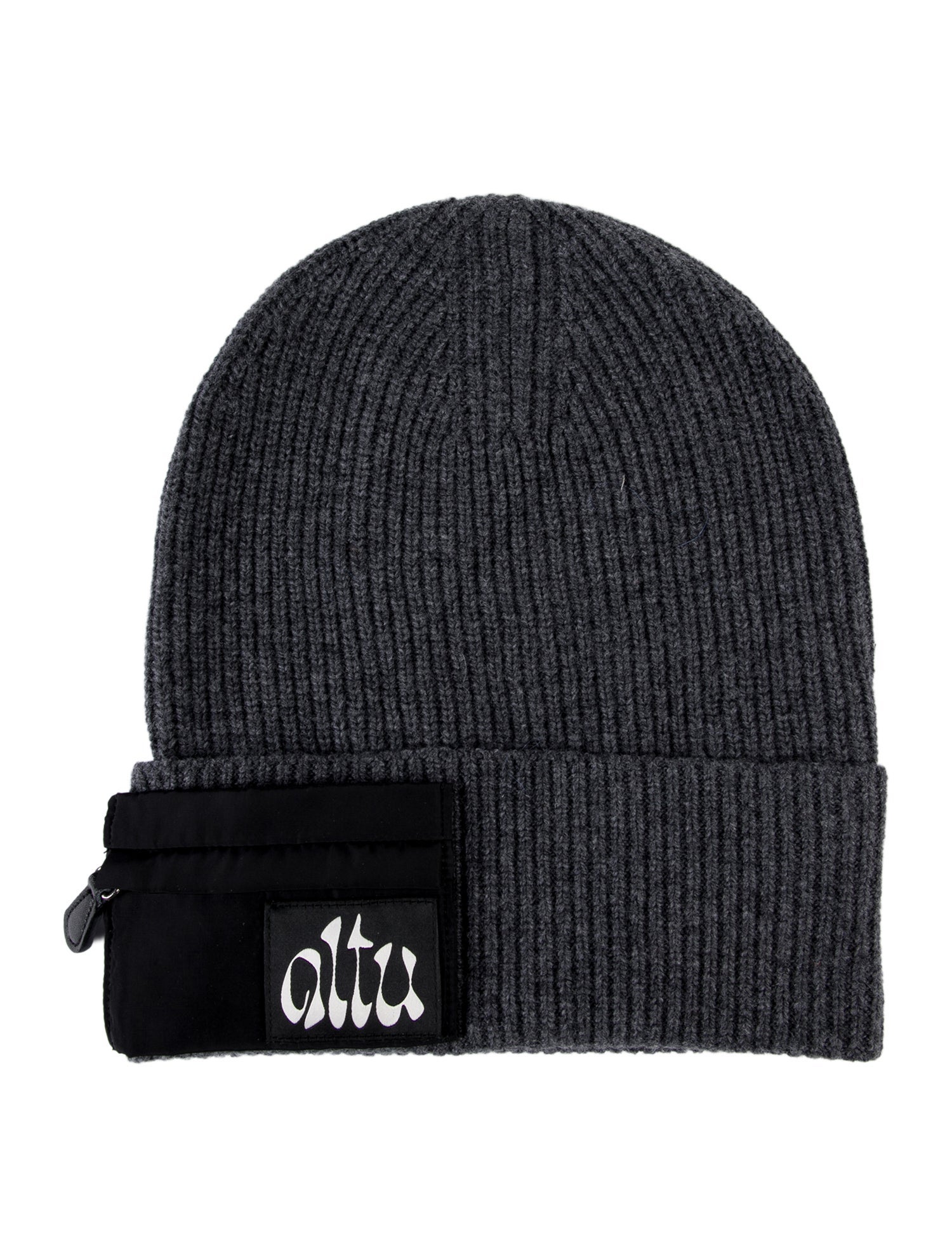 Altu Knit Beanie w/Tags
