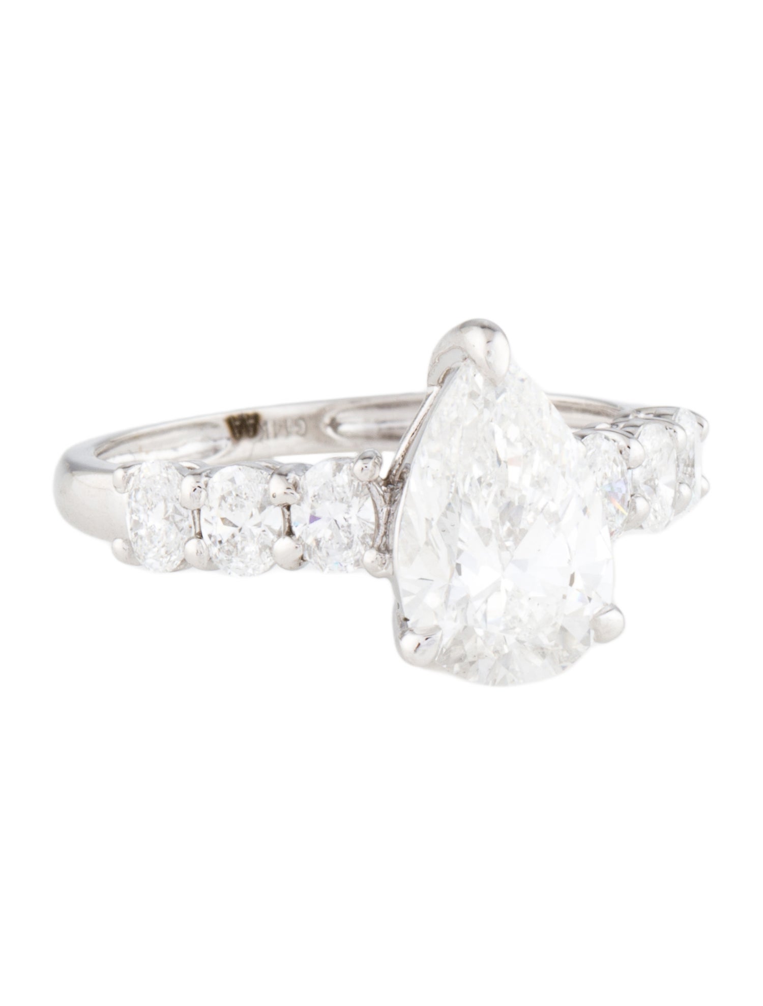 Aamiaa 2.07ct Lab-Grown Diamond Engagement Ring