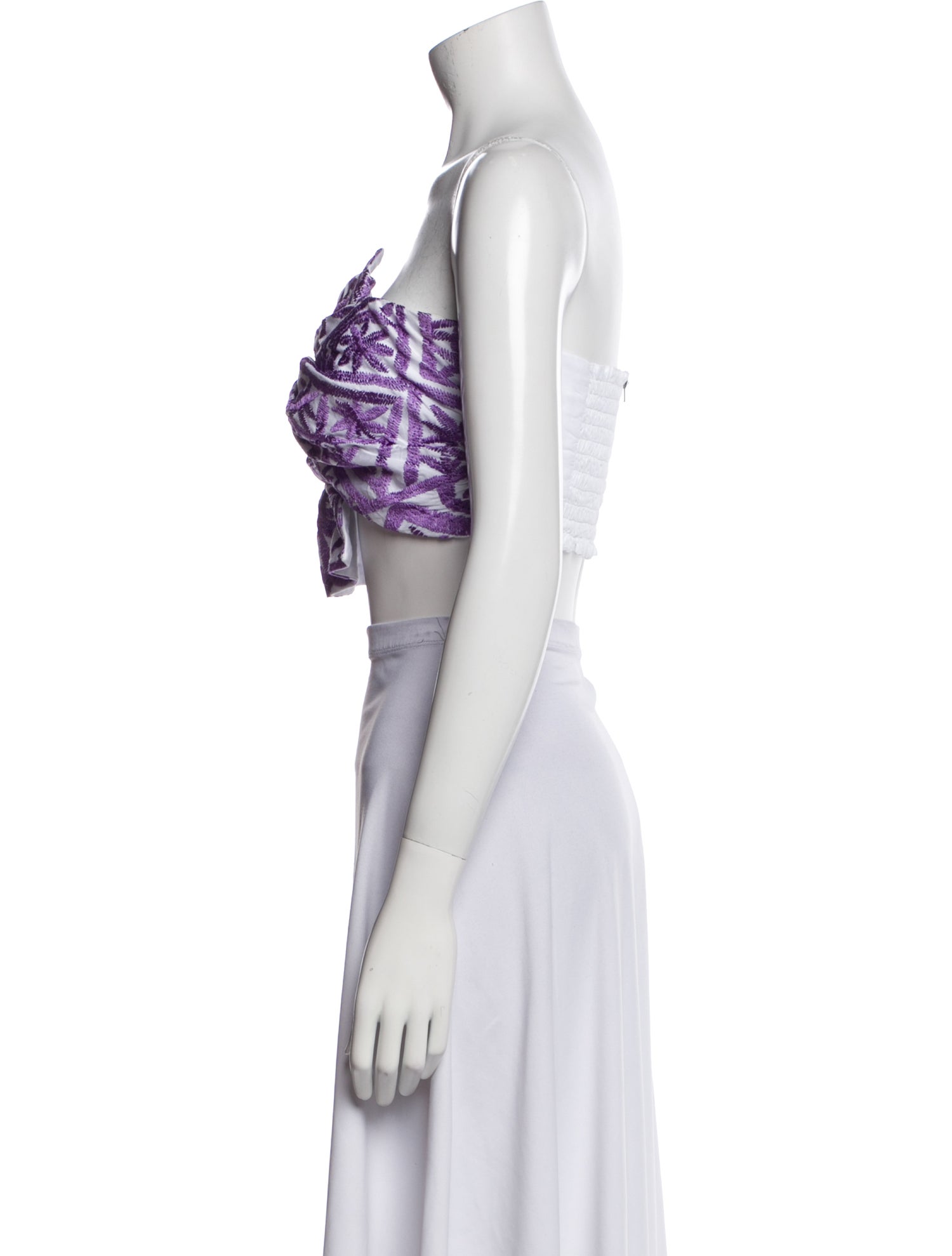 AMUR Floral Print Strapless Crop Top