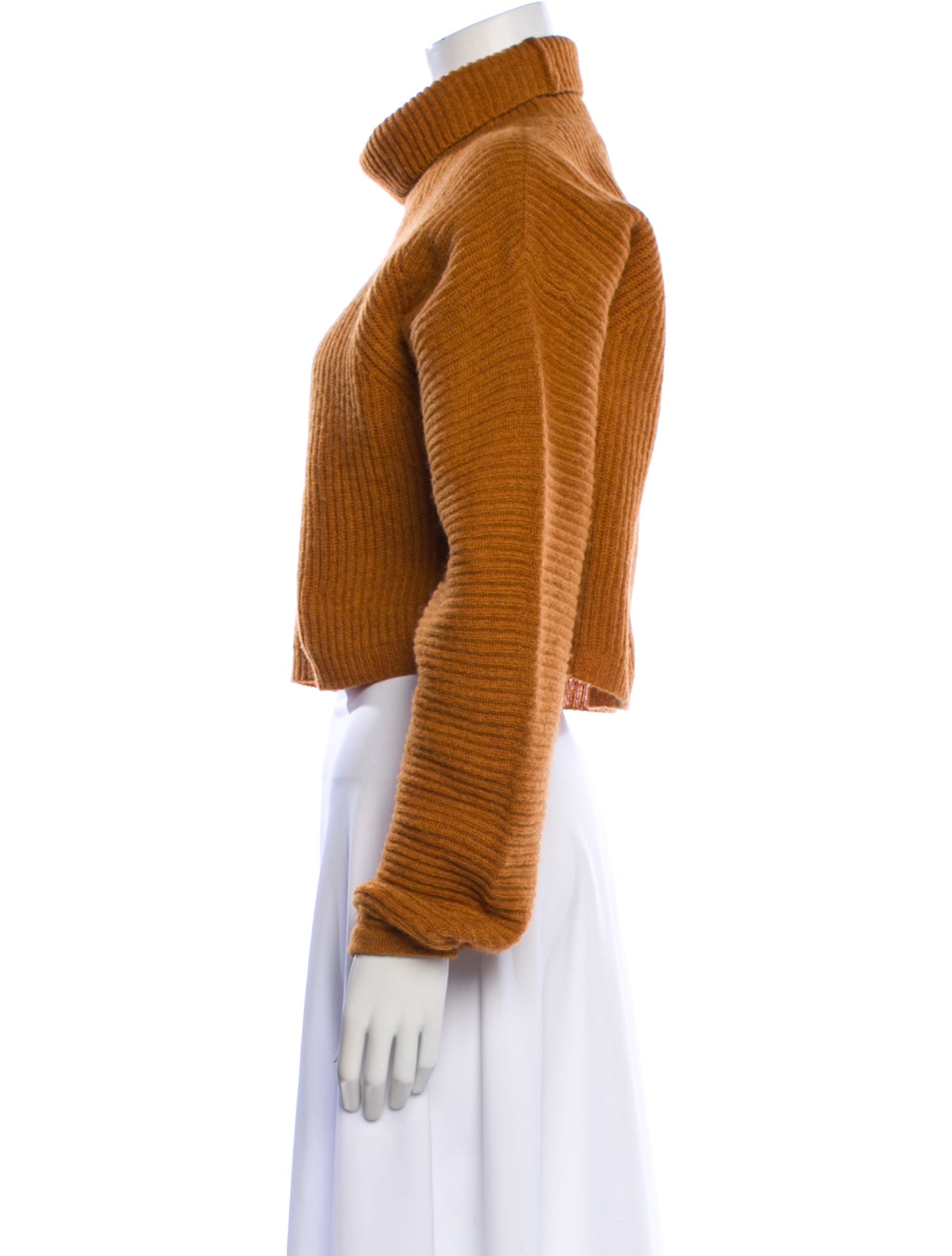 AMUR Lambswool Turtleneck Sweater