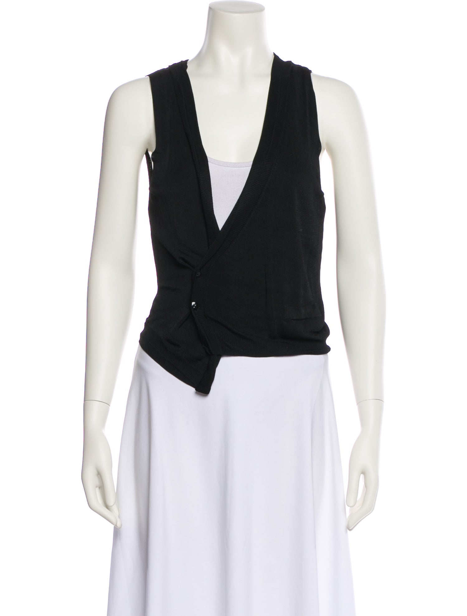 Aya Muse V-Neck Sleeveless Crop Top