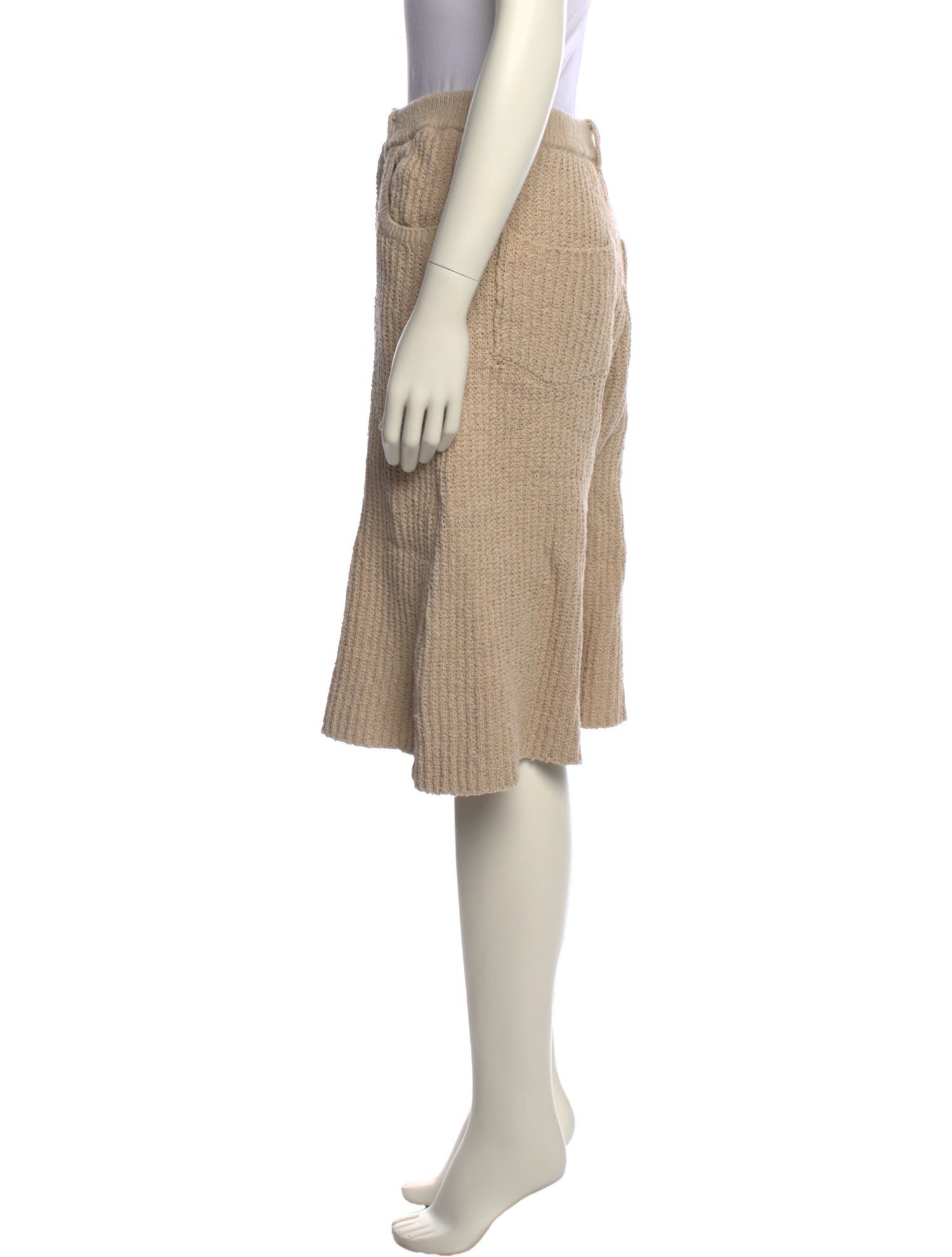 Aya Muse Knee-Length Shorts