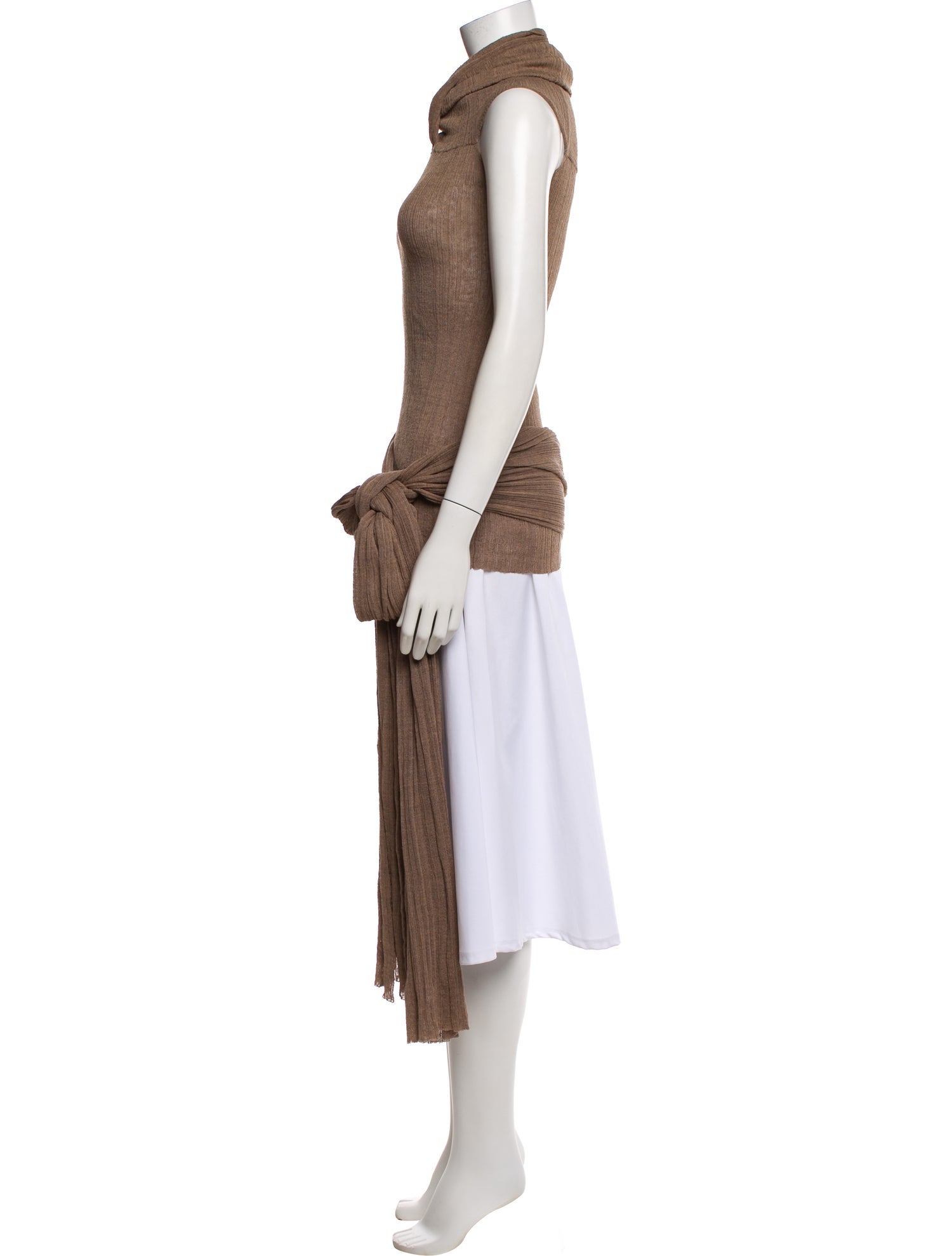 Aya Muse Linen Turtleneck Top