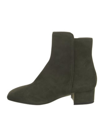 Andrea Gomez Suede Boots
