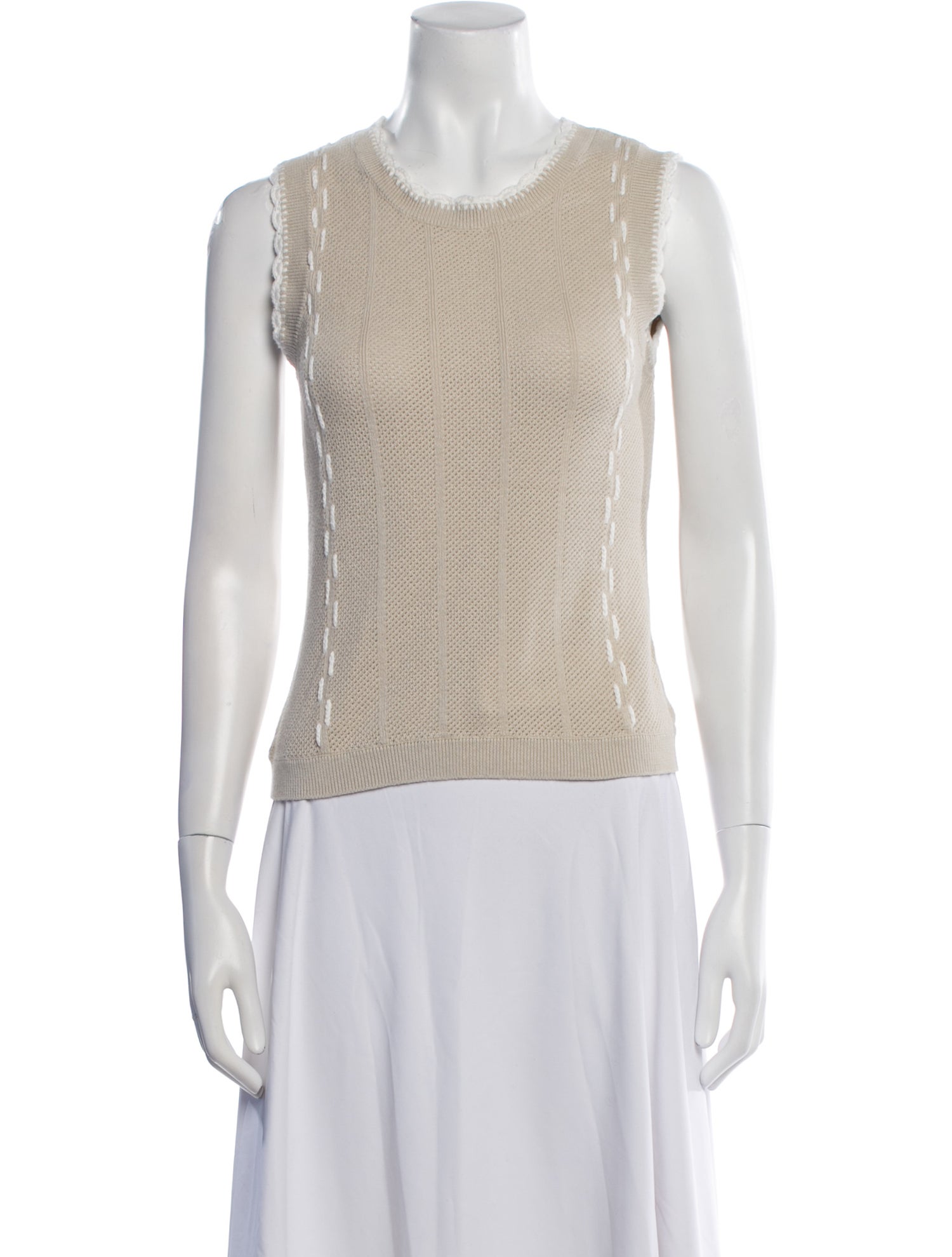 ANR+ Scoop Neck Sleeveless Top