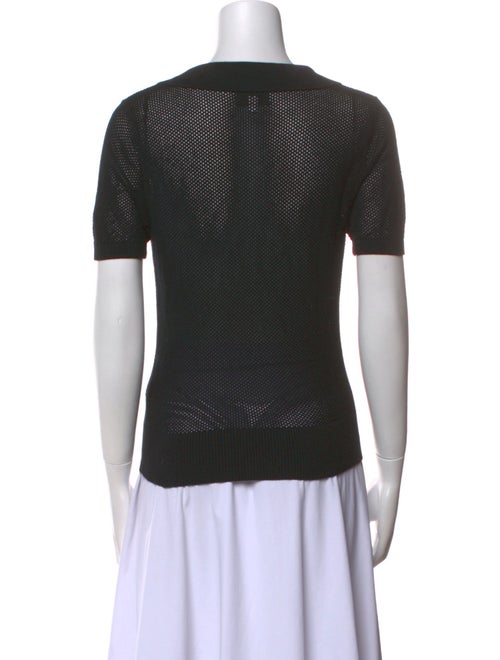 ANR+ V-Neck Short Sleeve Top