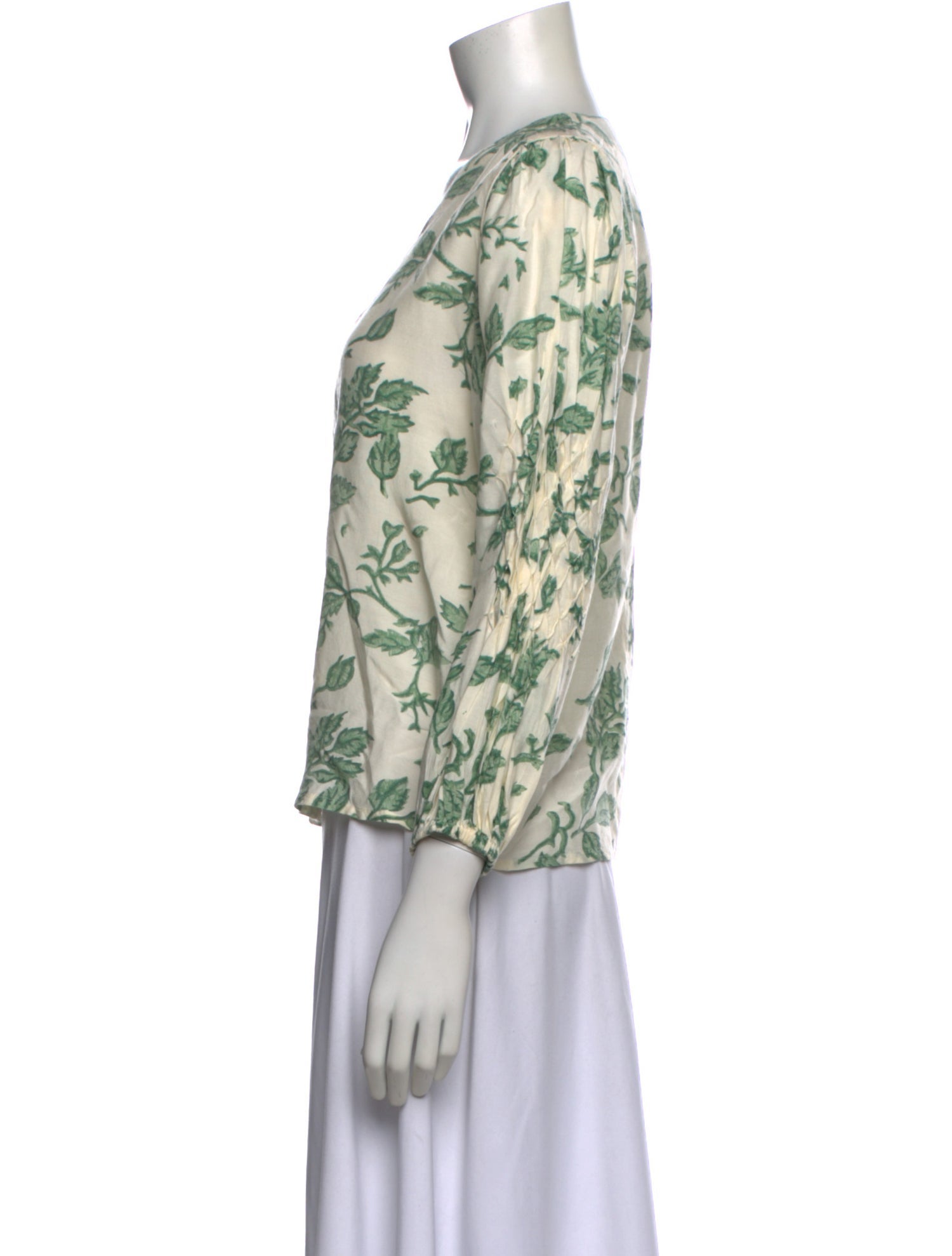 Anna Cate Floral Print V-Neck Blouse