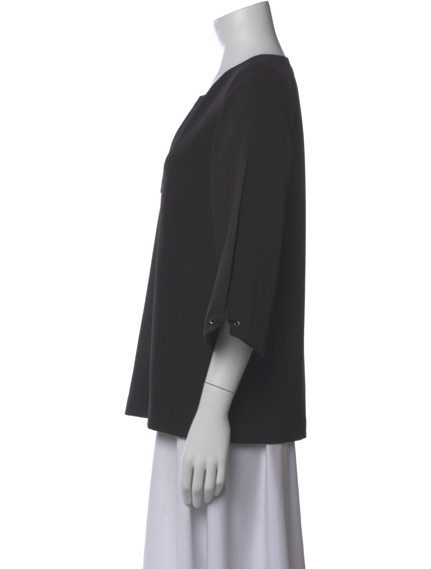 Anna Cate V-Neck Three-Quarter Sleeve Top