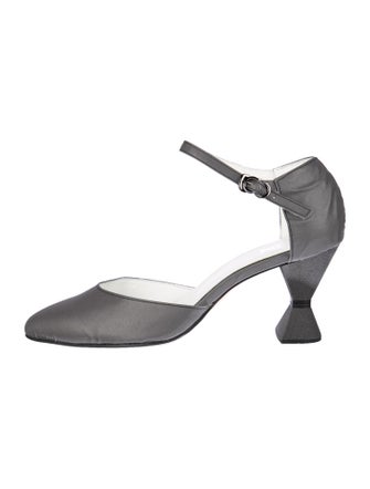 Anrealage Satin D'Orsay Pumps