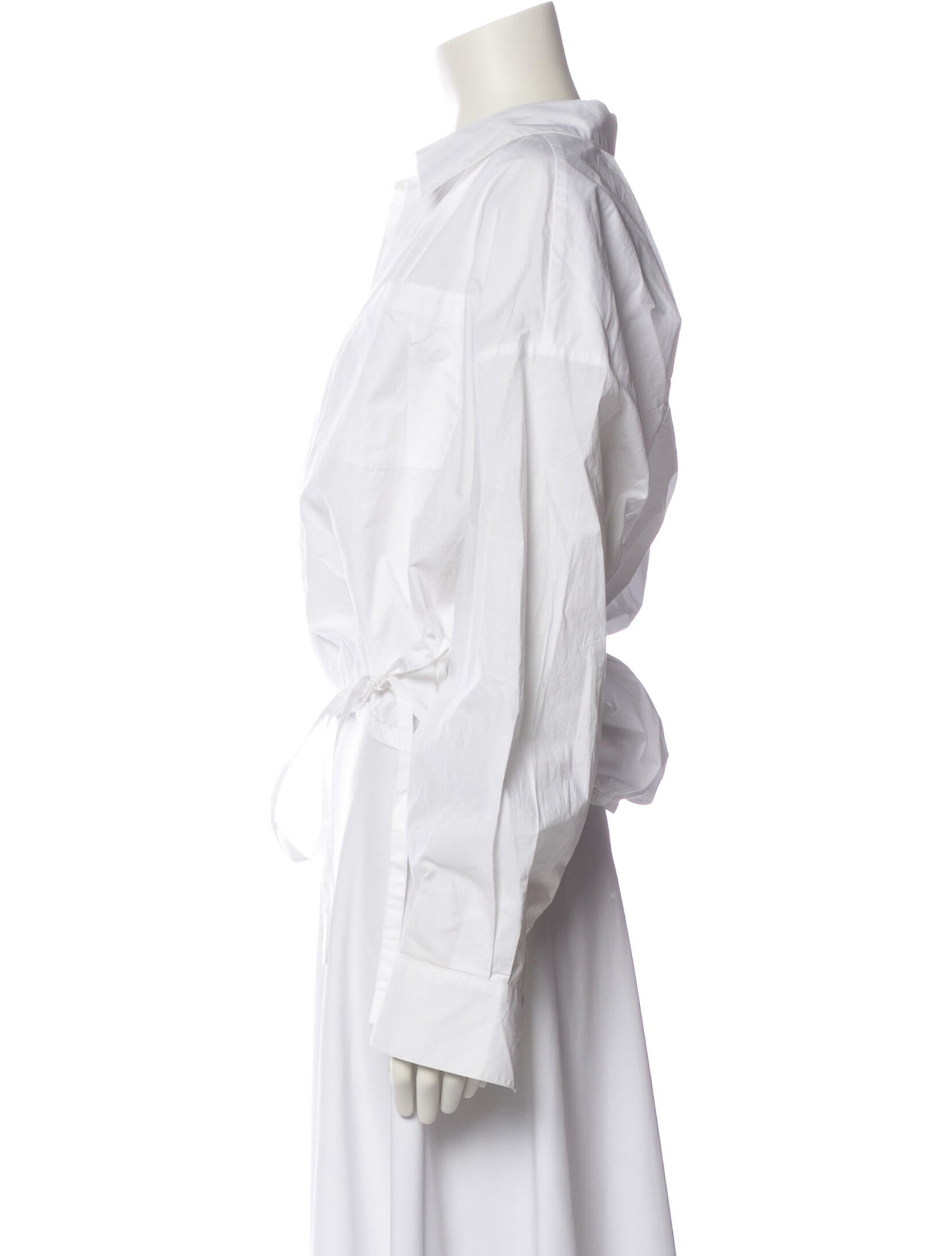 Essentiel Antwerp V-Neck Three-Quarter Sleeve Crop Top