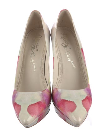 Alice + Olivia Patent Leather Floral Print Pumps