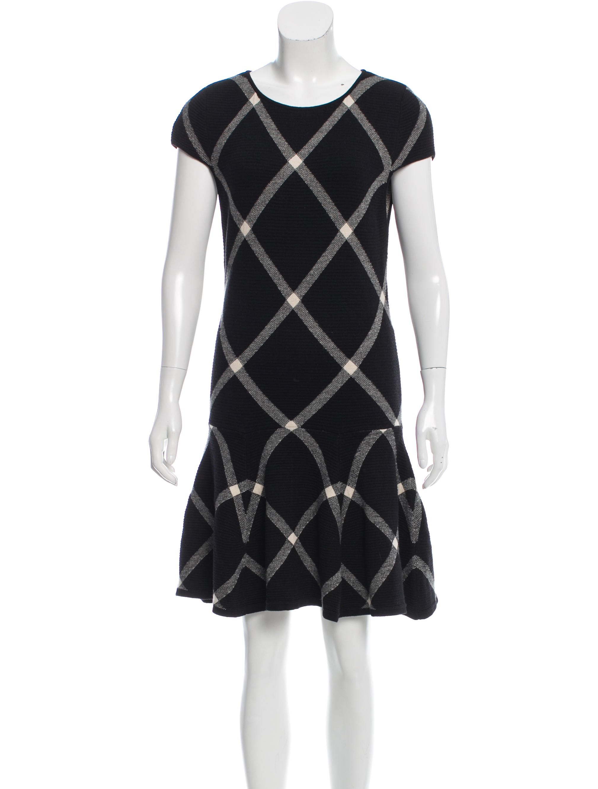 Alice + Olivia Plaid KneeLength Dress Clothing WAO51542 The RealReal