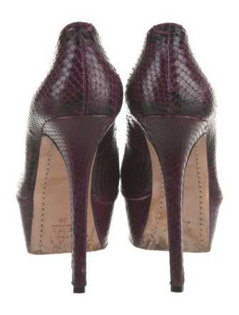 Alice + Olivia Leather Animal Print Pumps