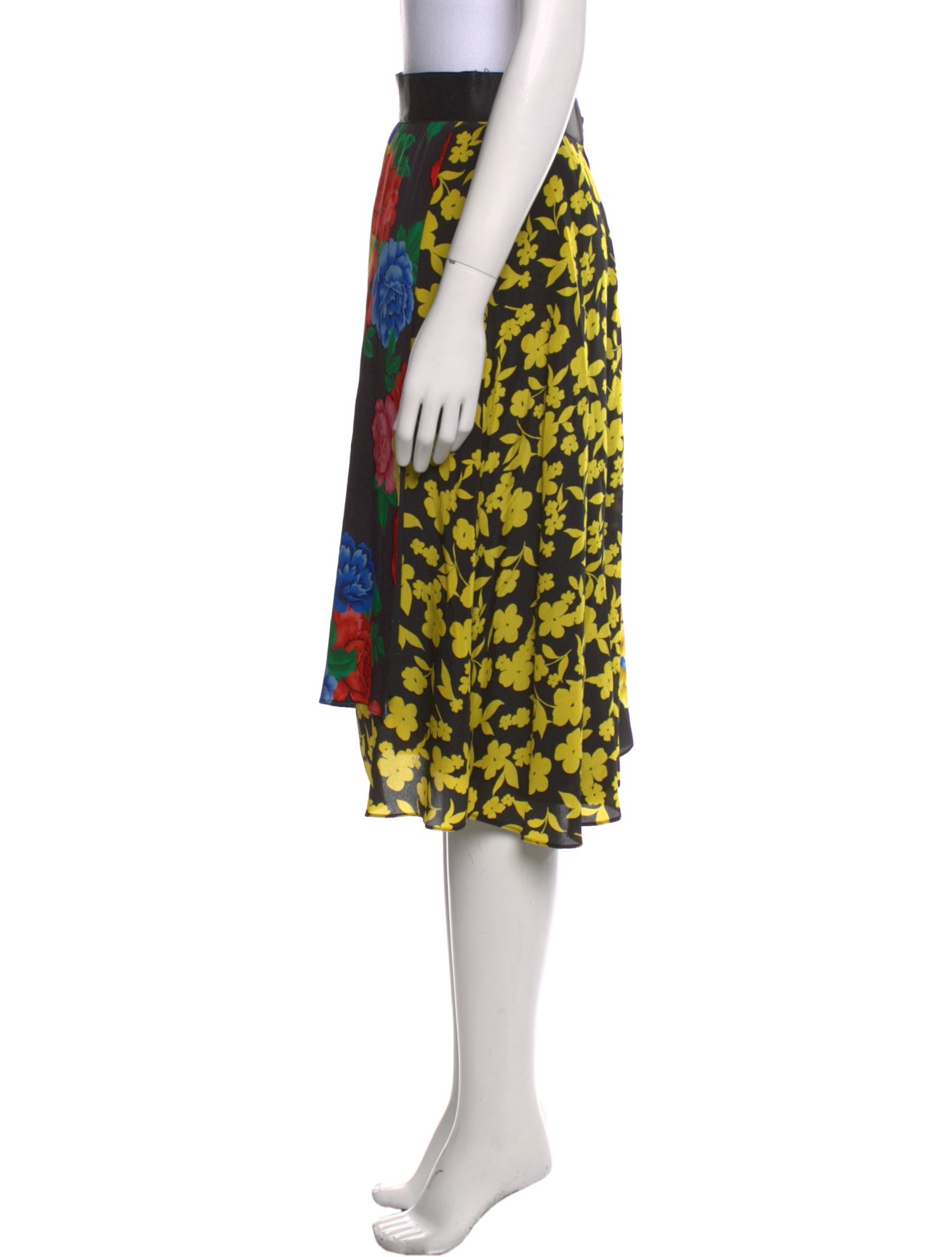 Alice + Olivia Silk Knee-Length Skirt