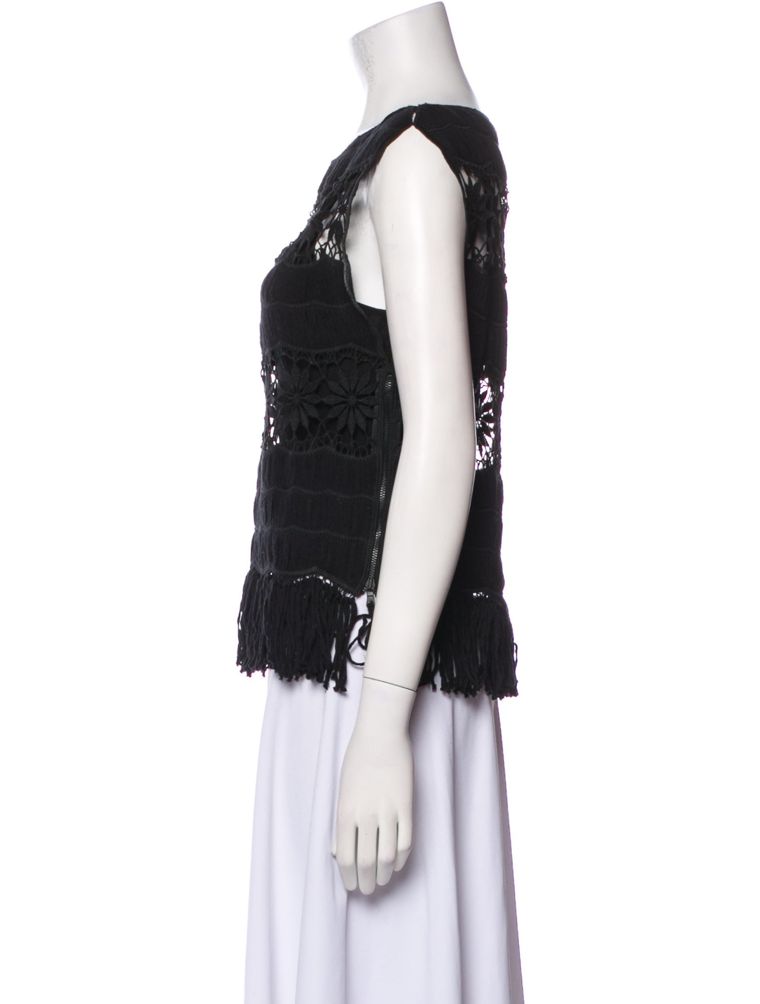 Alice + Olivia Bateau Neckline Sleeveless Top