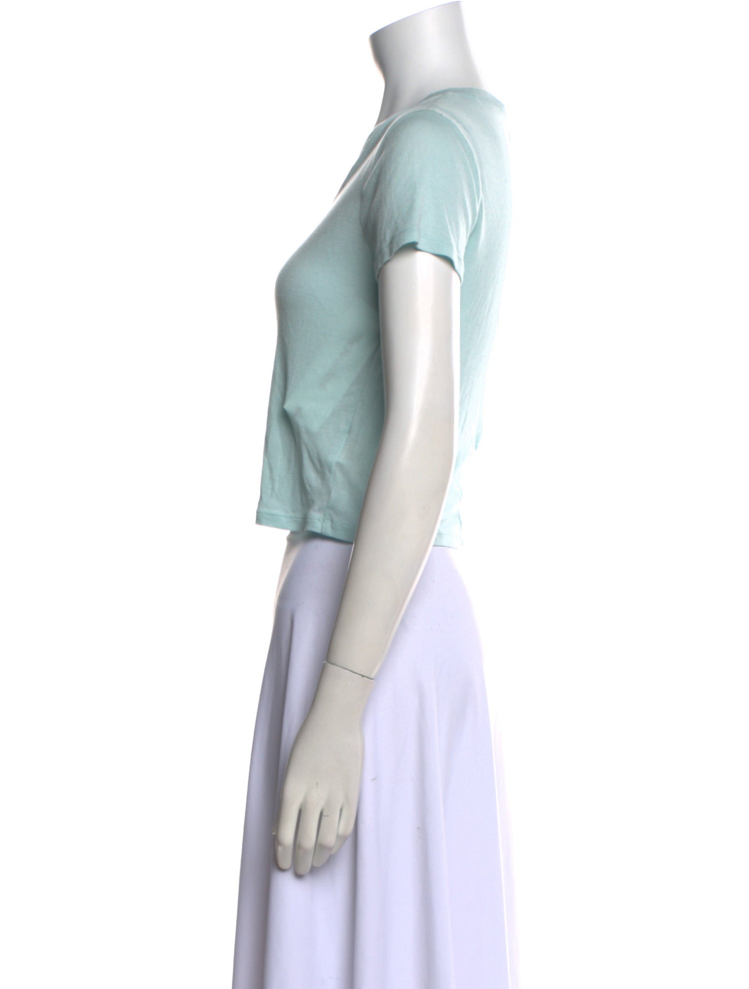 Alice + Olivia V-Neck Short Sleeve Crop Top