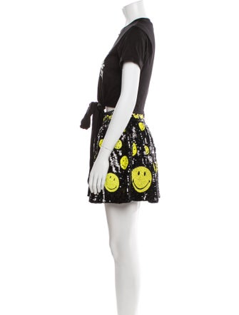 Alice + Olivia Graphic Print Sequin Embellishments Skirt Set