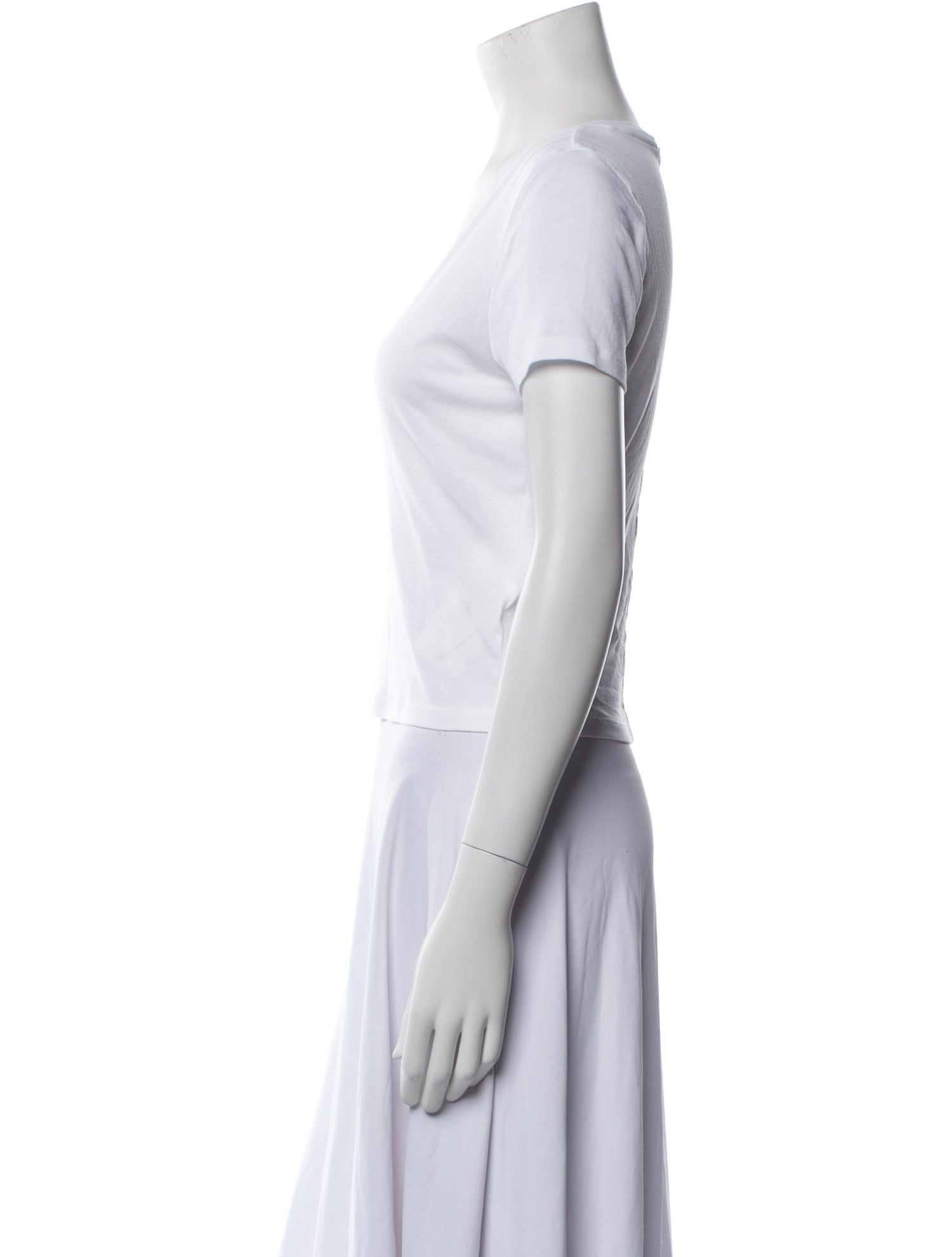 Alice + Olivia V-Neck Short Sleeve T-Shirt