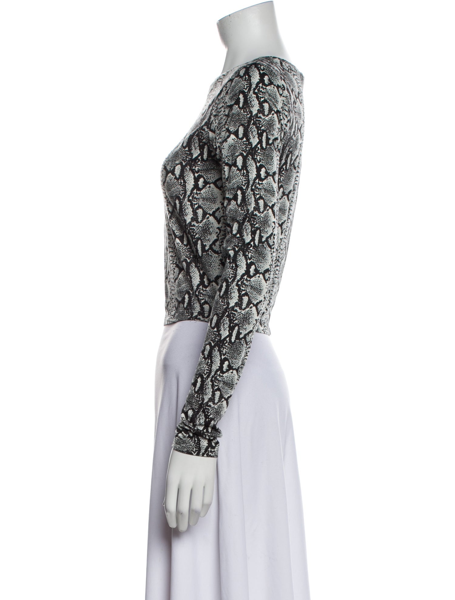 Alice + Olivia Animal Print Scoop Neck Crop Top