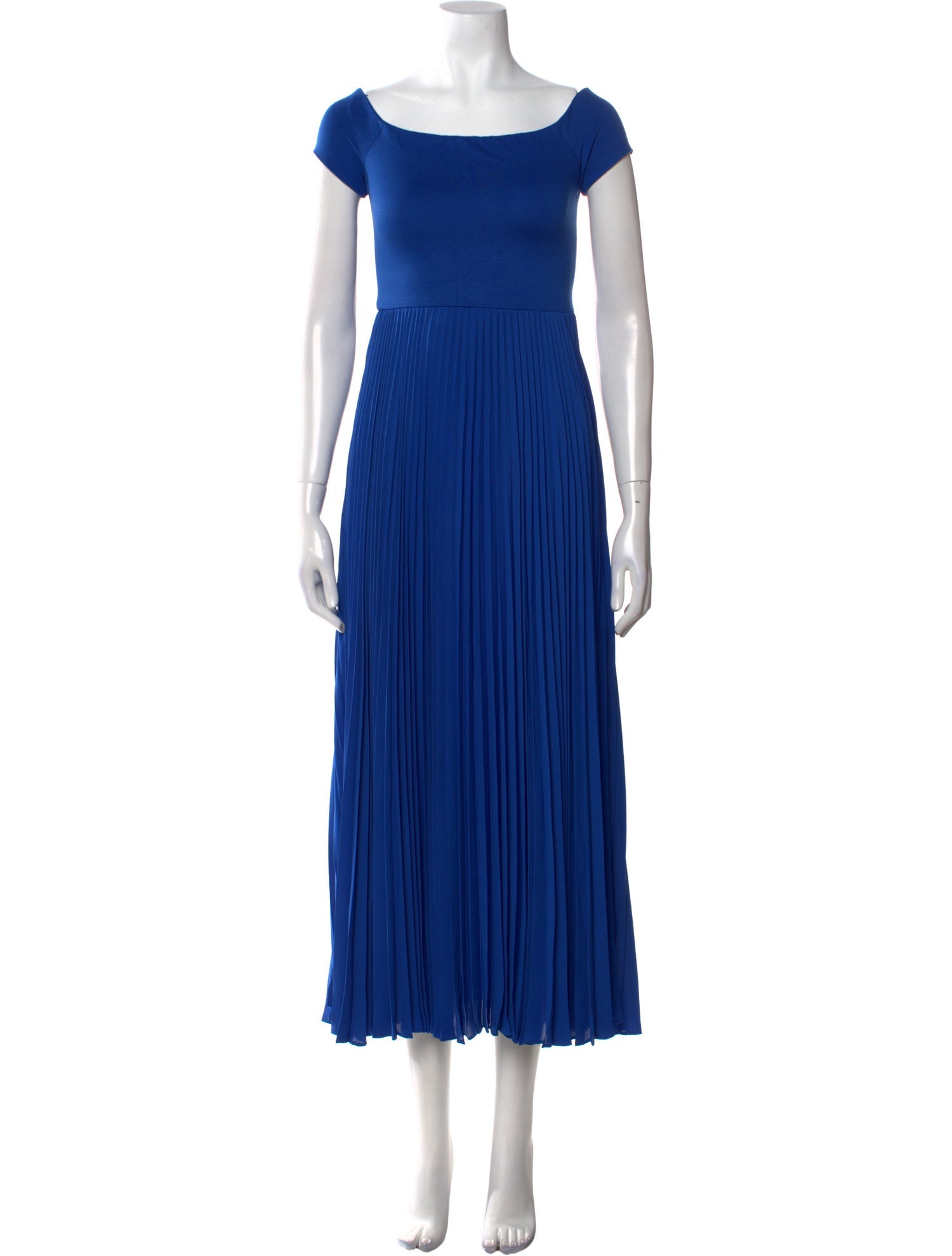 Alice + Olivia Bateau Neckline Long Dress