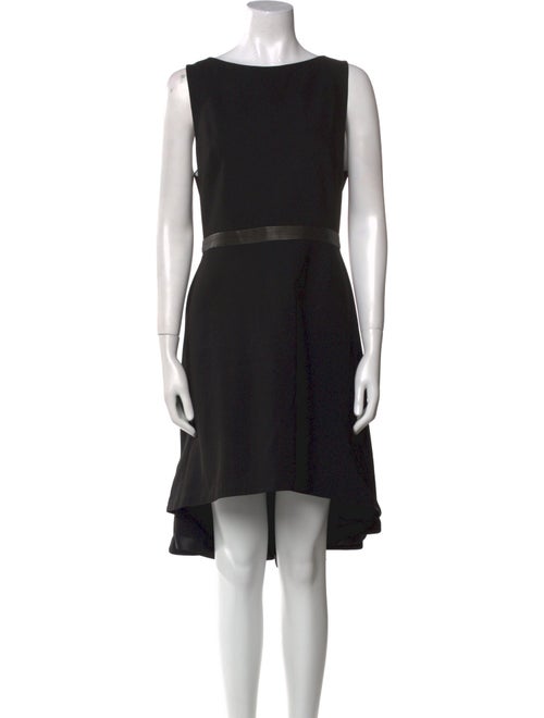 Alice + Olivia Bateau Neckline Knee-Length Dress