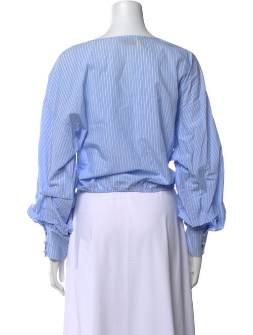 Alice + Olivia V-Neck Long Sleeve Crop Top