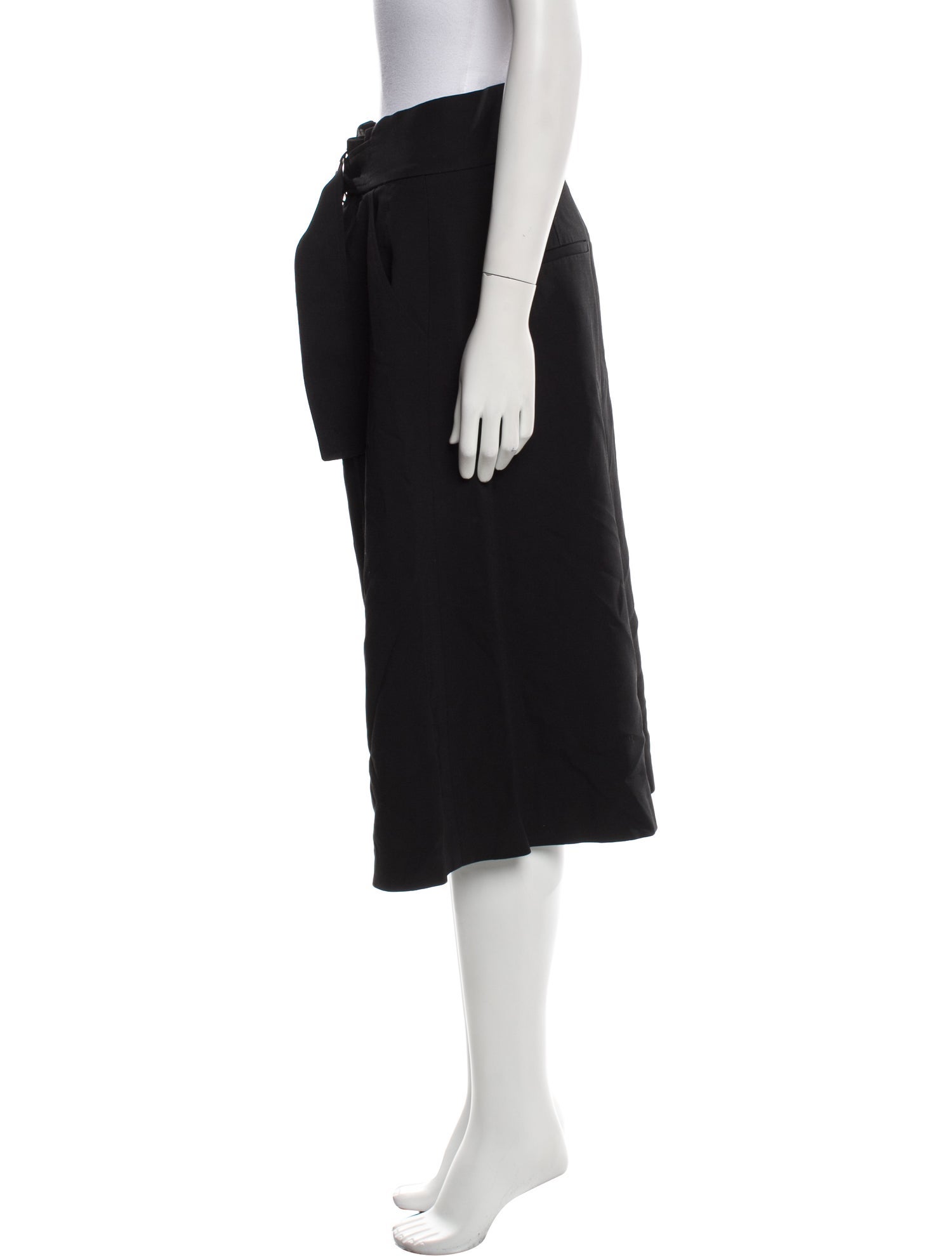 Alice + Olivia Knee-Length Shorts