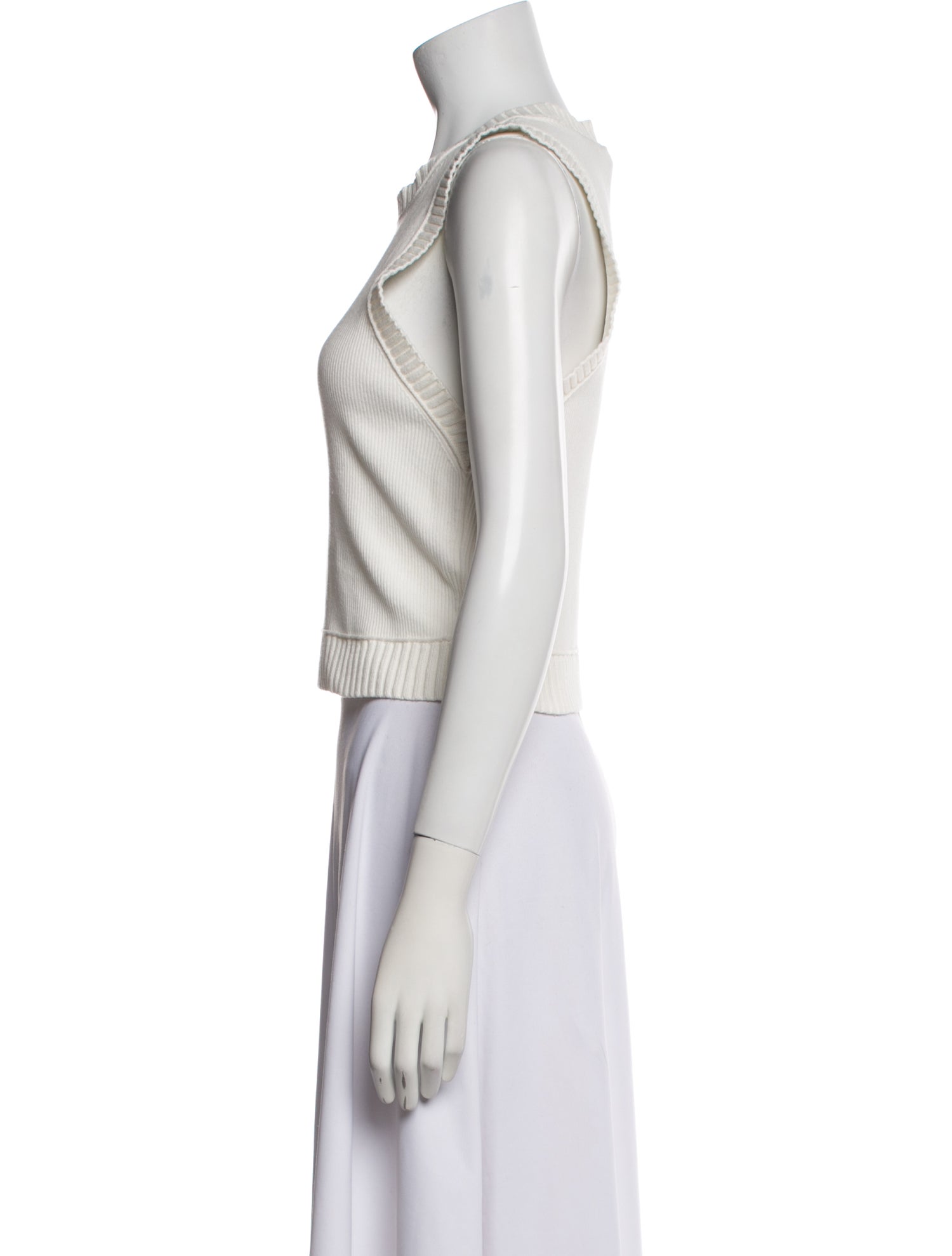 Alice + Olivia Crew Neck Sleeveless Crop Top