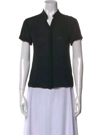 Alice + Olivia V-Neck Short Sleeve Button-Up Top