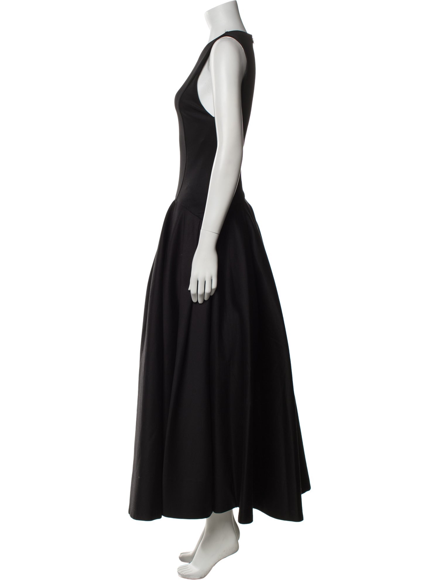 Alice + Olivia Crew Neck Long Dress