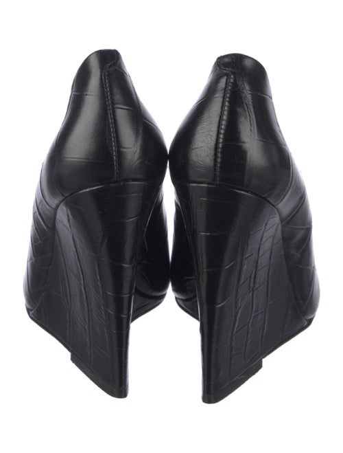 Alice + Olivia Embossed Leather Pumps