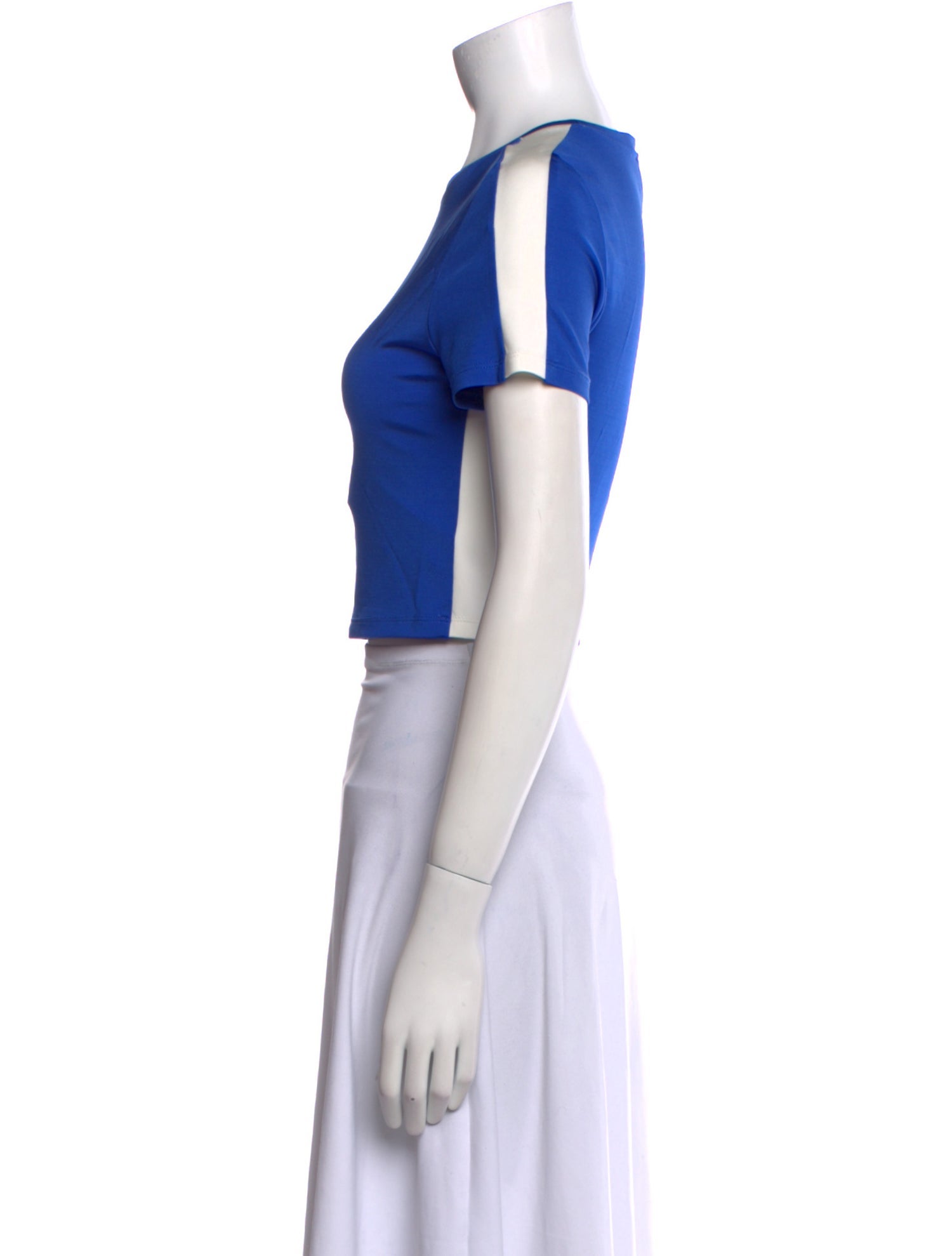 Alice + Olivia Crew Neck Short Sleeve Crop Top