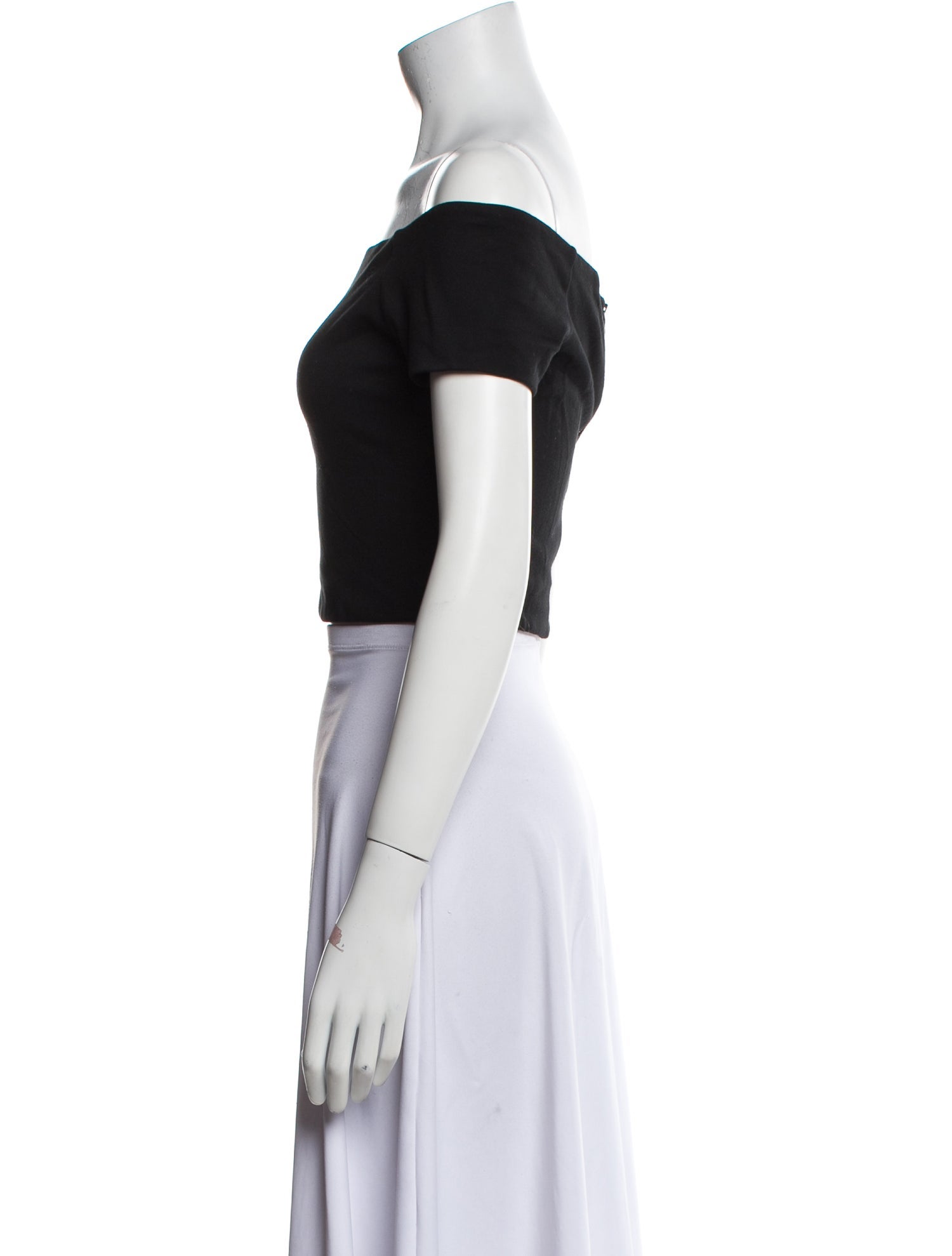 Alice + Olivia Off-The-Shoulder Short Sleeve Crop Top