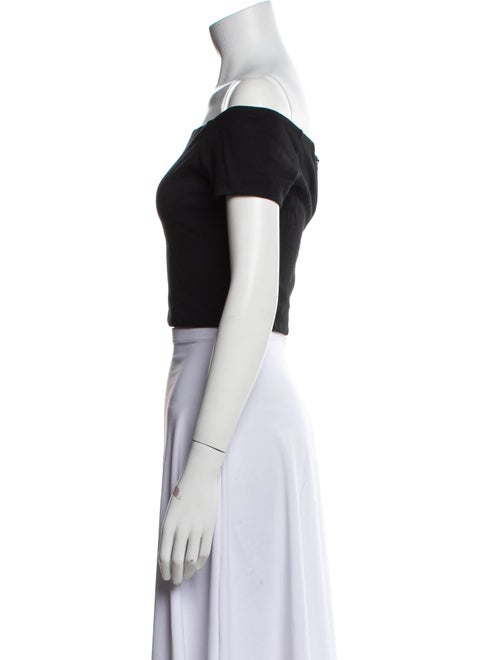 Alice + Olivia Off-The-Shoulder Short Sleeve Crop Top