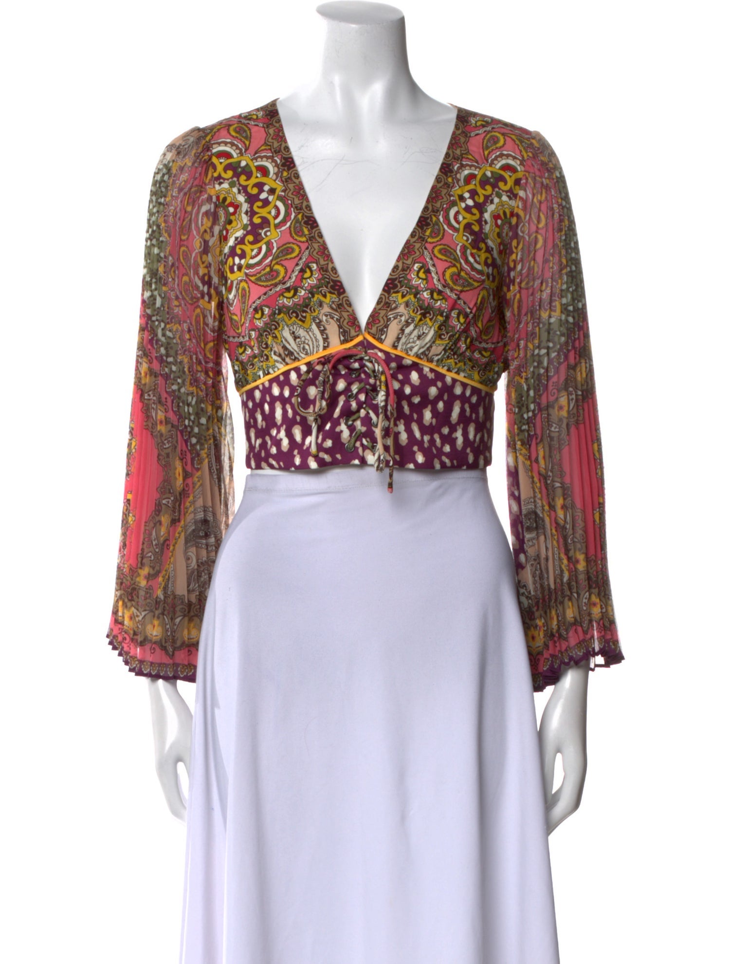 Alice + Olivia Printed V-Neck Crop Top