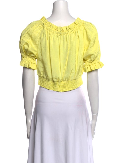 Alice + Olivia Scoop Neck Short Sleeve Crop Top