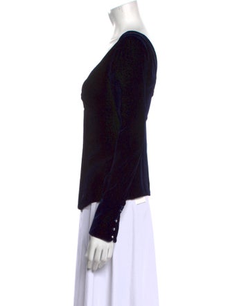 Alice + Olivia V-Neck Long Sleeve Top