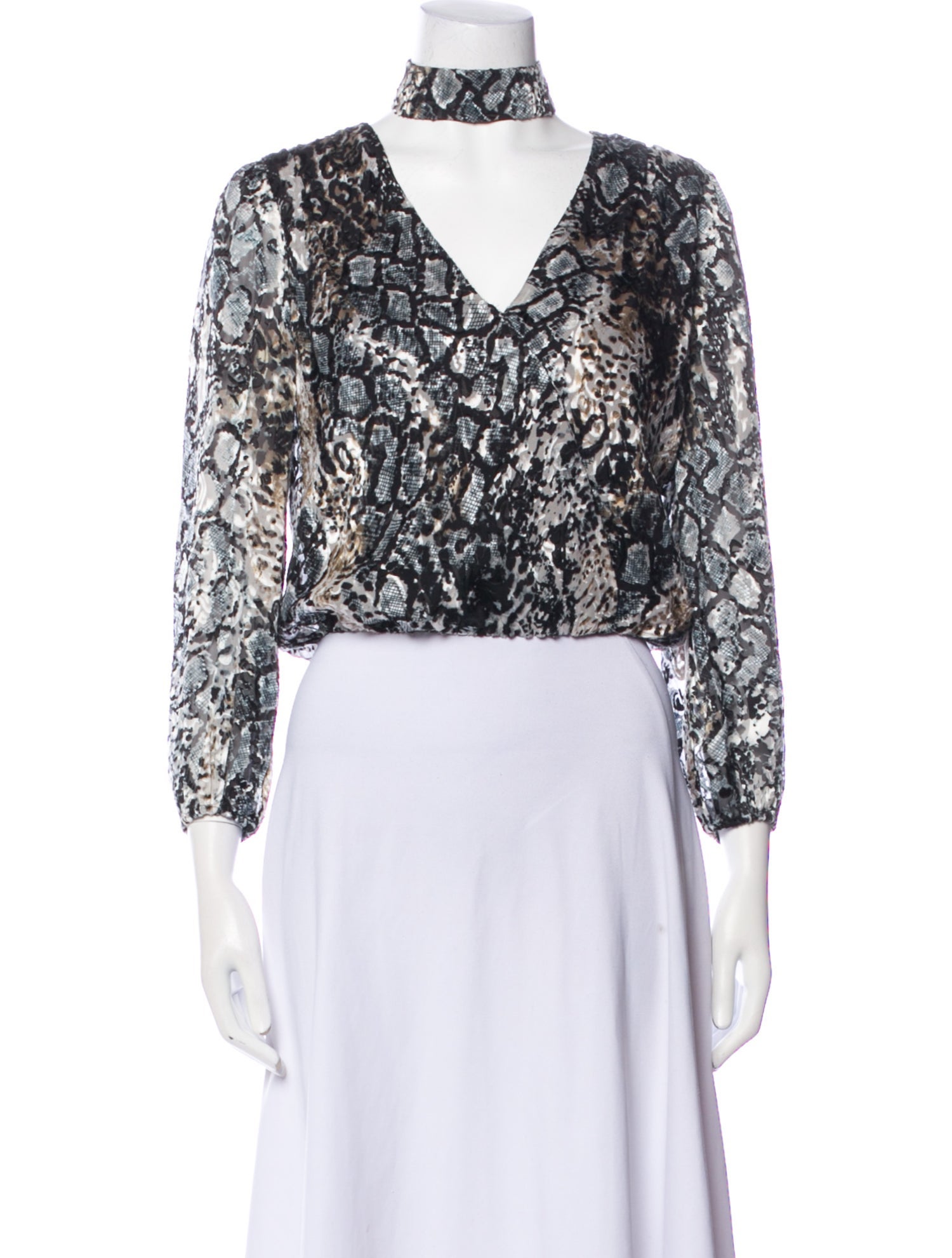 Alice + Olivia Floral Print V-Neck Crop Top