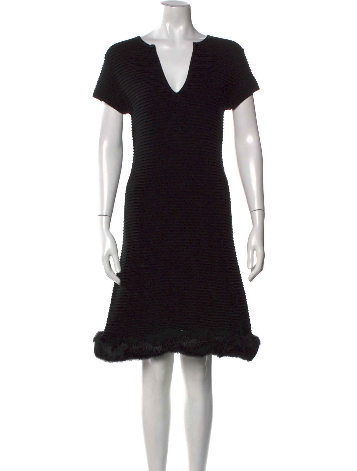 Alice + Olivia V-Neck Knee-Length Dress