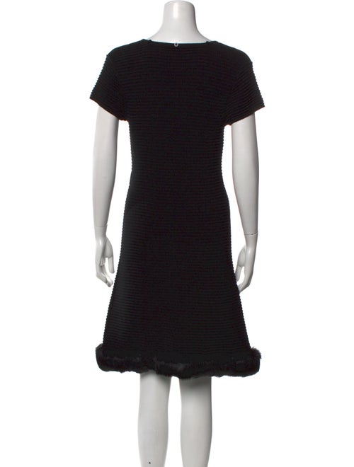 Alice + Olivia V-Neck Knee-Length Dress