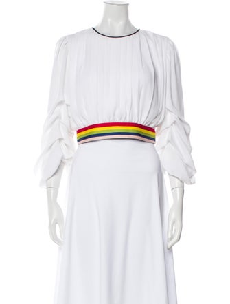 Alice + Olivia Crew Neck Three-Quarter Sleeve Crop Top