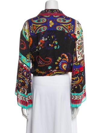 Alice + Olivia Printed V-Neck Crop Top