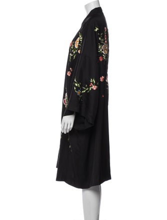 Alice + Olivia Floral Print Embroidered Accent Robe