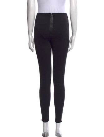 Alice + Olivia Skinny Leg Pants