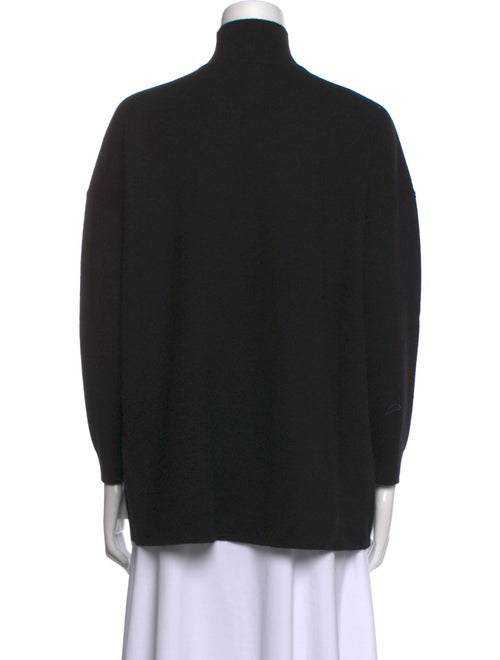Alice + Olivia V-Neck Long Sleeve Sweatshirt